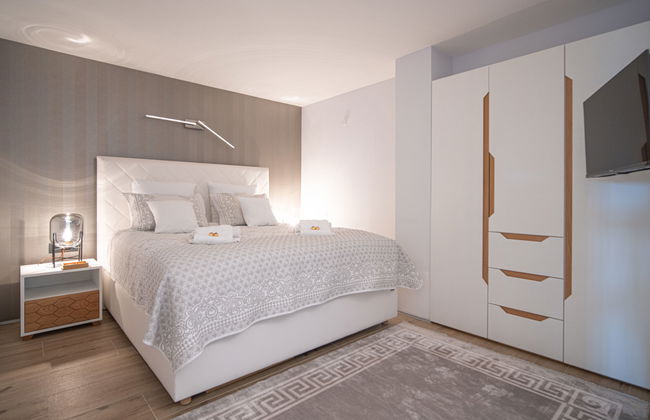 2 bedroom Apartment in Crikvenica with terrace and hot tub - Photo 23