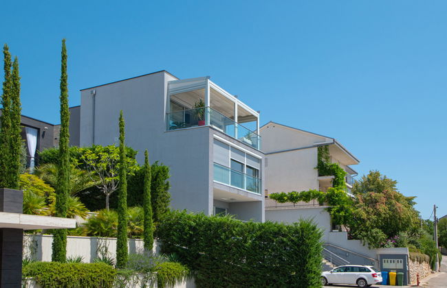 2 bedroom Apartment in Crikvenica with terrace and hot tub - Photo 32