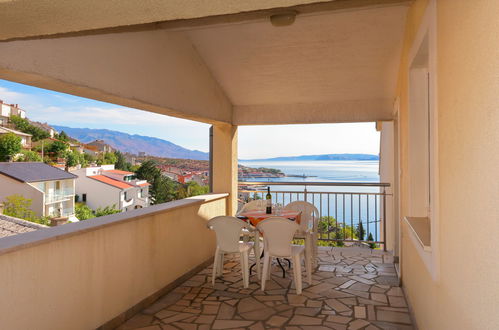 Foto 16 - Apartment mit 1 Schlafzimmer in Senj mit terrasse und blick aufs meer