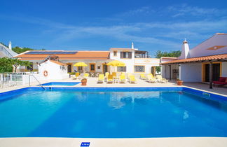 Photo 1 - 1 bedroom House in Albufeira with swimming pool and sea view