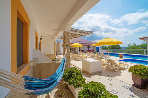 Photo 2 - Maison de 1 chambre à Albufeira avec piscine et jardin