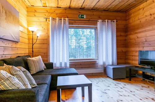 Photo 12 - 6 bedroom House in Pelkosenniemi with sauna and mountain view