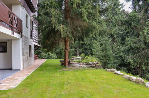 Foto 8 - Apartamento en Harrachov con jardín y terraza