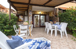 Photo 2 - 2 bedroom Apartment in Golfo Aranci with garden and terrace