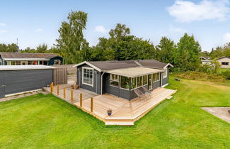 Foto 1 - Casa de 2 quartos em Væggerløse com terraço e banheira de hidromassagem