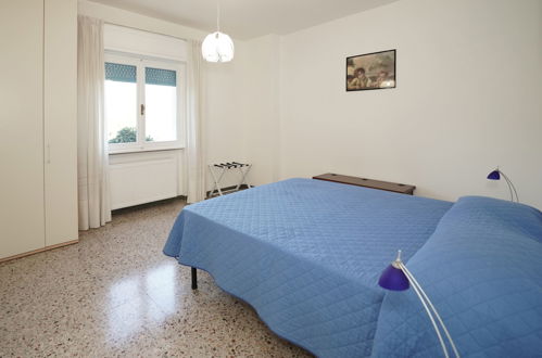Foto 12 - Casa con 2 camere da letto a Porto Valtravaglia con vista sulle montagne