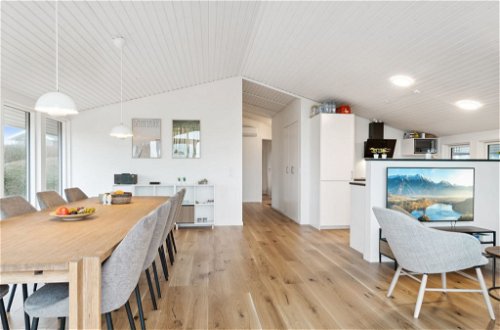 Photo 16 - Maison de 3 chambres à Rønde avec terrasse et bain à remous