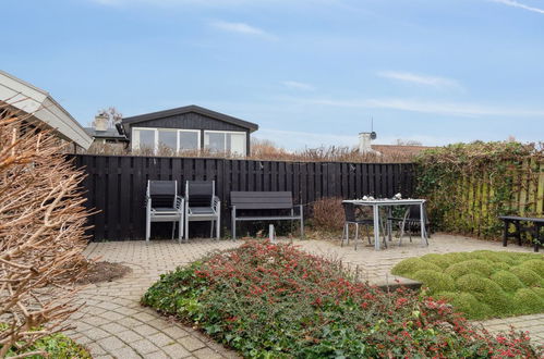 Photo 14 - Maison de 3 chambres à Rønde avec terrasse et bain à remous