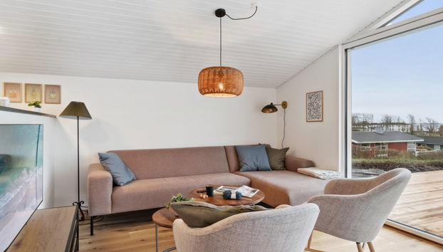 Casa de 3 habitaciones en Rønde con terraza y bañera de hidromasaje - Foto 2