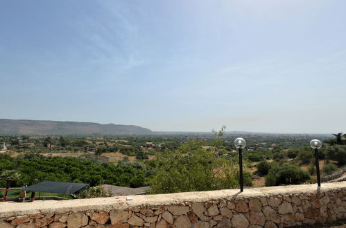 Foto 19 - Casa con 2 camere da letto a Floridia con piscina privata e vista mare