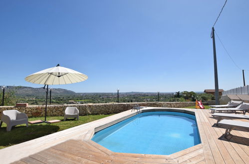 Photo 3 - Maison de 2 chambres à Floridia avec piscine privée et vues à la mer