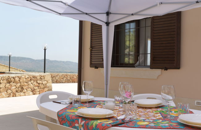 Casa de 3 quartos em Floridia com piscina privada e jardim - Foto 20