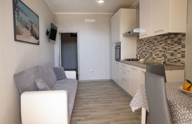 Apartment mit 2 Schlafzimmern in Trinità d'Agultu e Vignola mit terrasse - Foto 2