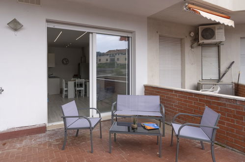 Photo 25 - 1 bedroom Apartment in Diano Castello with terrace