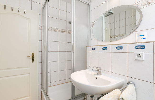 Apartamento de 2 quartos em Zinnowitz com jardim e terraço - Foto 12