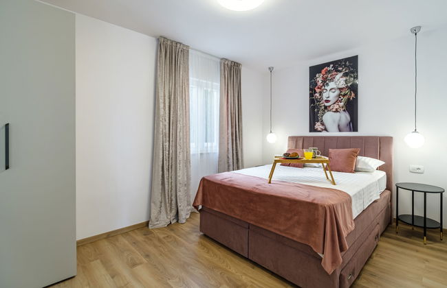 Casa de 5 quartos em Milna com piscina privada e terraço - Foto 18