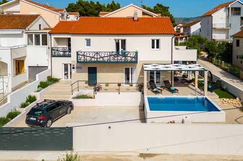 Foto 42 - Casa de 4 habitaciones en Milna con piscina privada y vistas al mar