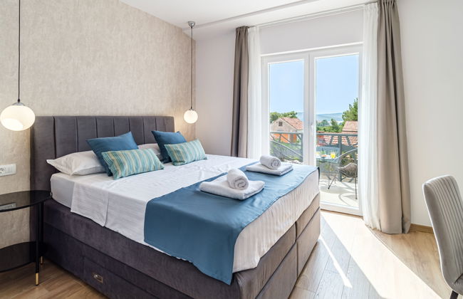Casa de 5 quartos em Milna com piscina privada e terraço - Foto 19