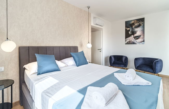Casa de 5 quartos em Milna com piscina privada e terraço - Foto 15