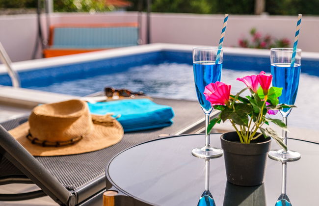 Casa de 5 quartos em Milna com piscina privada e terraço - Foto 32