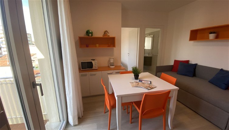 Foto 1 - Apartment mit 1 Schlafzimmer in San Michele al Tagliamento mit blick aufs meer