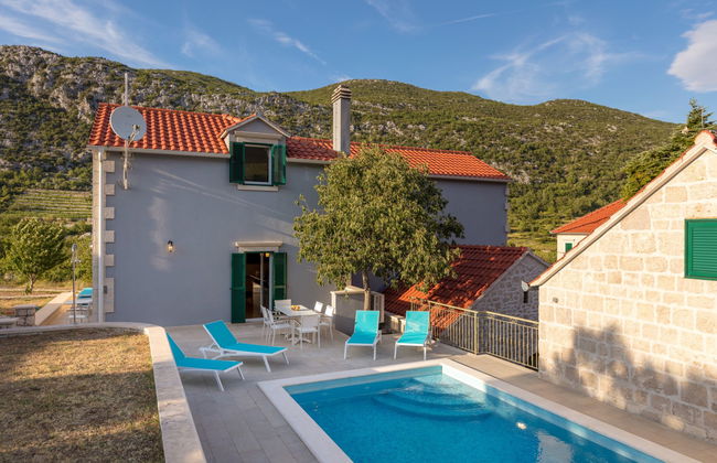 Casa con 4 camere da letto a Zagvozd con piscina privata e terrazza - Foto 3