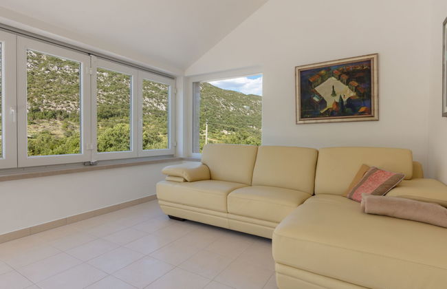 Casa con 4 camere da letto a Zagvozd con piscina privata e terrazza - Foto 9