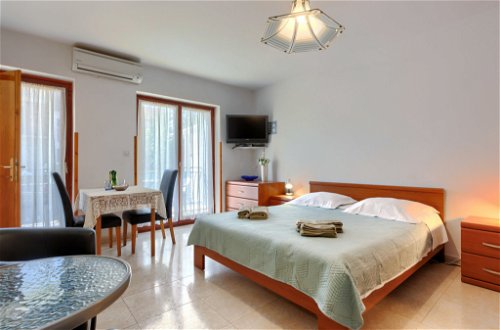 Photo 2 - Apartment in Rovinj with sea view