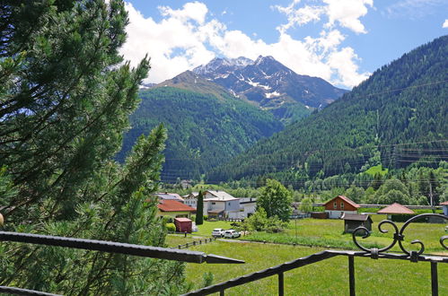 Foto 5 - Apartamento de 2 quartos em Pettneu am Arlberg com terraço e vista para a montanha