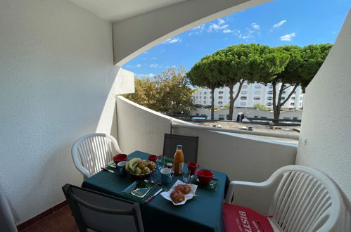 Foto 2 - Appartamento con 1 camera da letto a La Grande-Motte con terrazza e vista mare