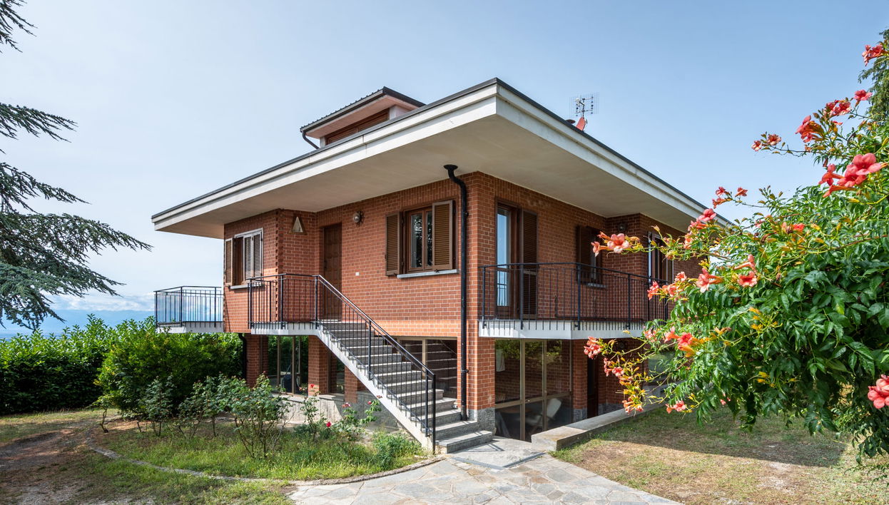 Casa de 3 quartos em Bossolasco com jardim - Foto 1