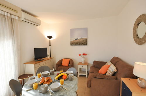 Photo 4 - 1 bedroom Apartment in Cavalaire-sur-Mer with terrace