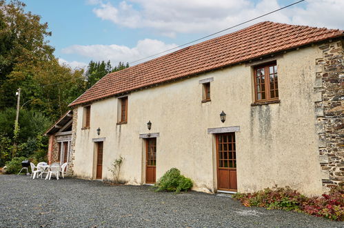 Photo 26 - Maison de 2 chambres à Savigny avec jardin et vues à la mer