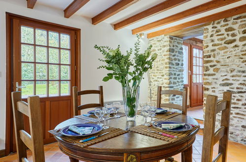 Photo 3 - Maison de 2 chambres à Savigny avec jardin et vues à la mer