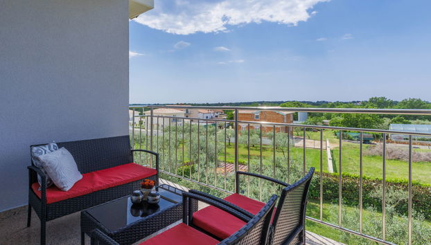 Apartment mit 2 Schlafzimmern in Umag mit garten und terrasse - Foto 2