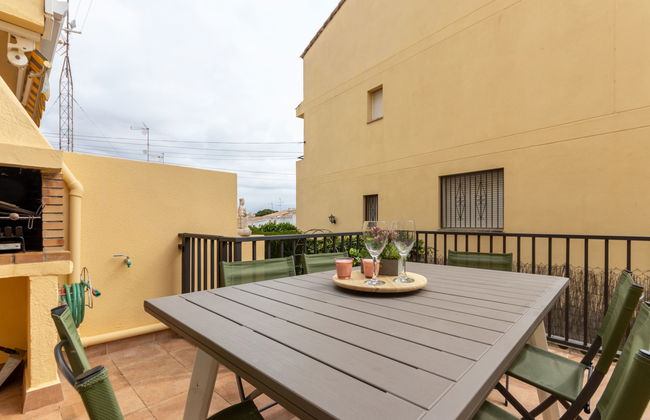 Casa de 3 quartos em Torredembarra com piscina e terraço - Foto 29