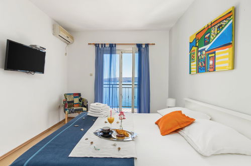 Foto 20 - Appartamento con 2 camere da letto a Senj con piscina e vista mare