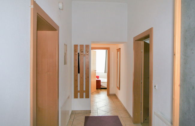 Apartamento de 3 quartos em Stumm com piscina e jardim - Foto 14