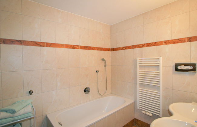 Apartamento de 3 quartos em Stumm com piscina e jardim - Foto 17