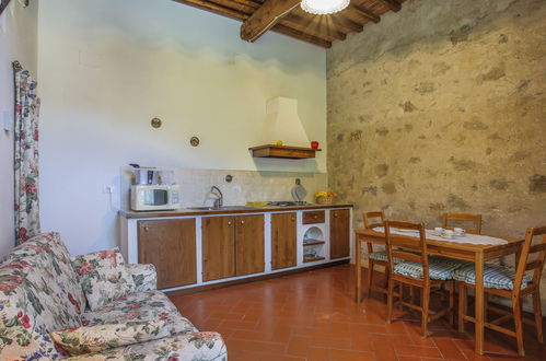 Photo 7 - 1 bedroom House in Sesto Fiorentino with swimming pool and garden