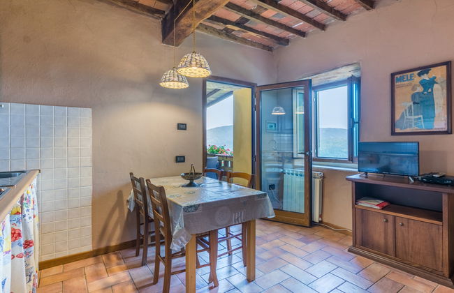 Apartamento de 2 quartos em Pescia com piscina e jardim - Foto 12
