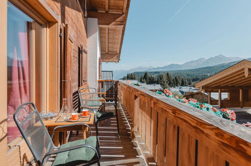 Foto 1 - Appartamento con 2 camere da letto a Wald im Pinzgau con vista sulle montagne