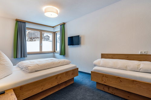 Foto 9 - Appartamento con 4 camere da letto a See con vista sulle montagne