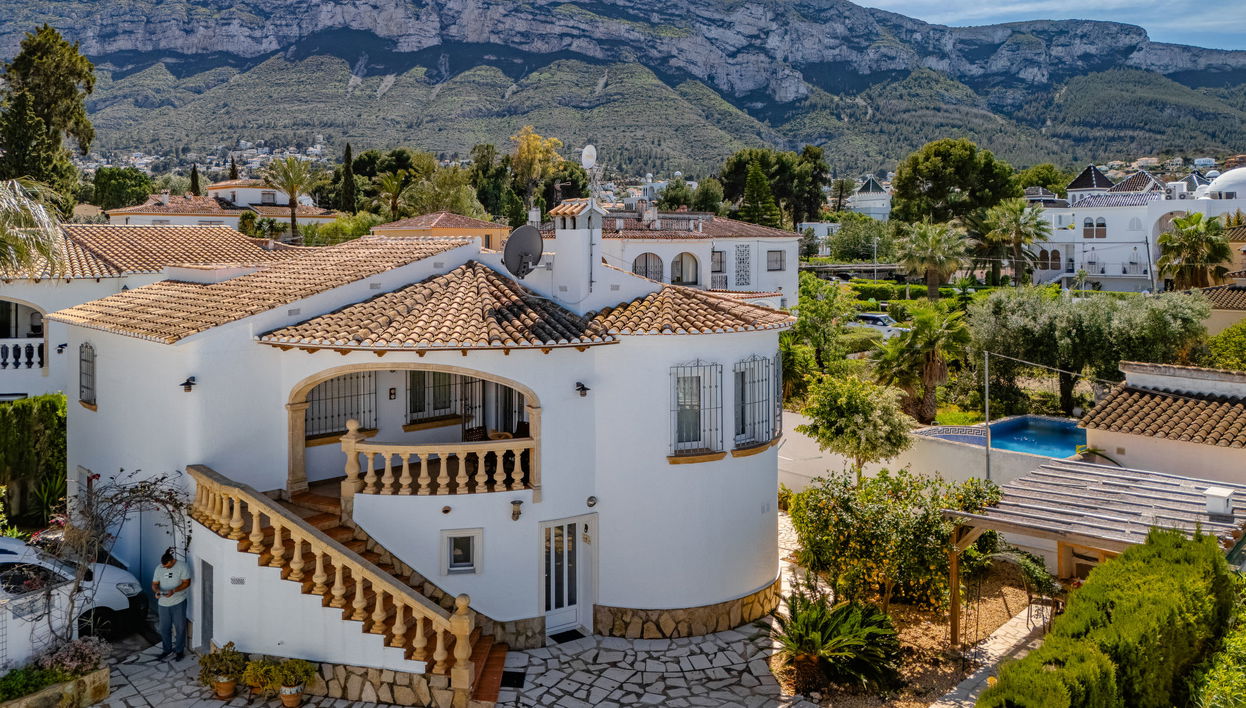 Casa con 4 camere da letto a Dénia con piscina privata e giardino - Foto 1