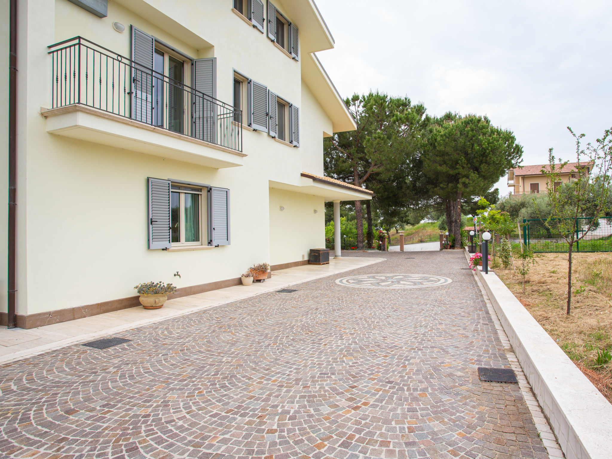 Photo 22 - Appartement de 1 chambre à Pineto avec jardin et terrasse