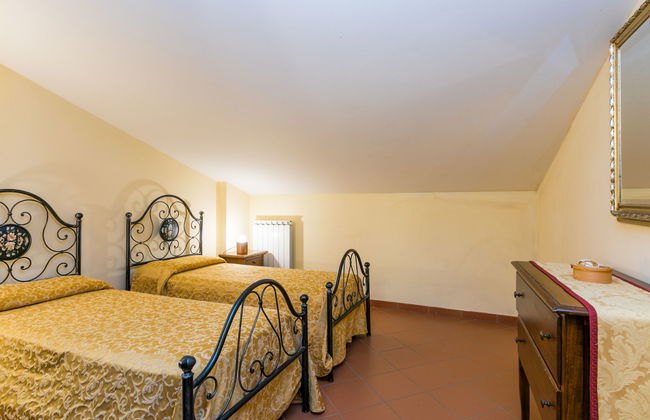 Casa de 5 quartos em Bucine com piscina e jardim - Foto 29