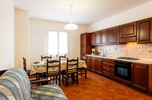 Foto 3 - Apartamento de 2 quartos em Diano Castello com piscina e jardim