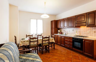 Foto 3 - Apartamento de 2 quartos em Diano Castello com piscina e jardim