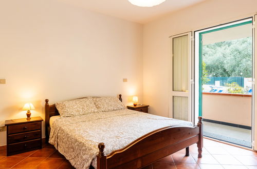 Foto 4 - Apartamento de 2 quartos em Diano Castello com piscina e jardim