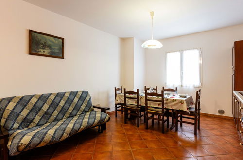 Foto 10 - Apartamento de 2 quartos em Diano Castello com piscina e jardim